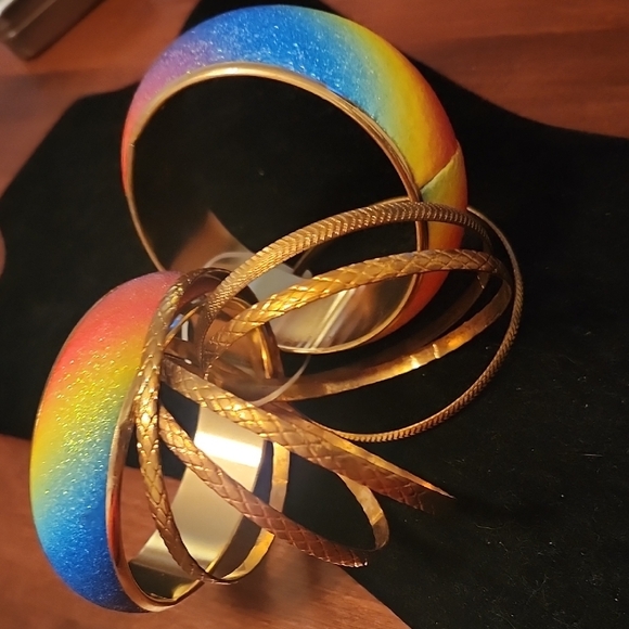 Colorful Gradient and Gold Bangle Set - Picture 2 of 4